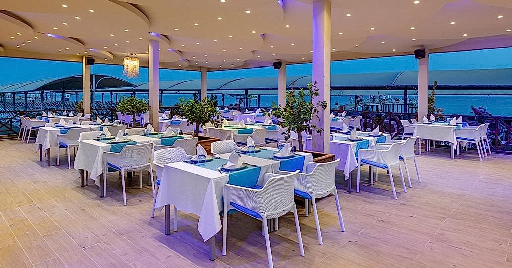 SEAFOOD RESTAURANT